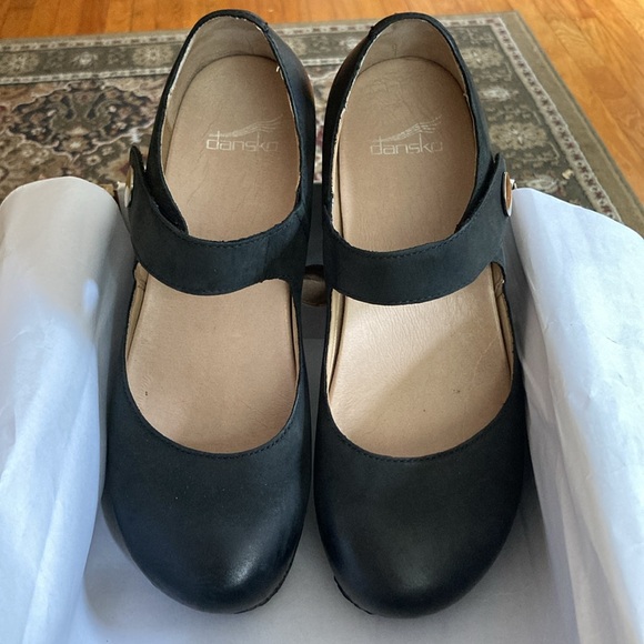 Dansko Beatrice Mary Jane shoes - Picture 1 of 10